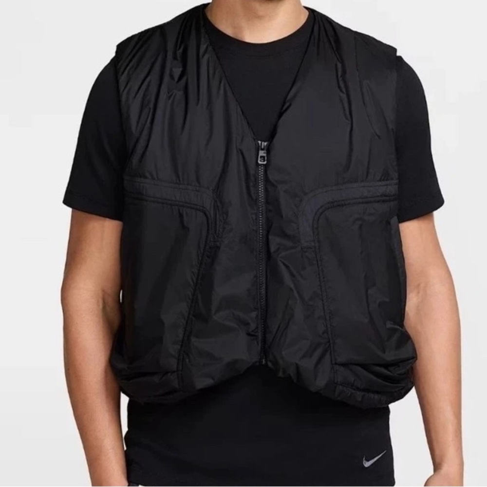 Men’s Nike Tech Pack Woven Vest Black Loose HM4262-010 Lightweight Size Medium